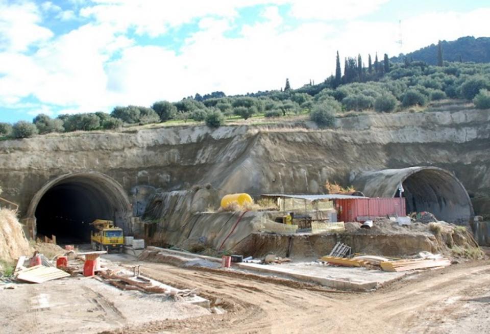 Ολύμπια Οδός: Νέο περιστατικό κλοπής - Αφαίρεσαν καλώδια από εργοτάξιο