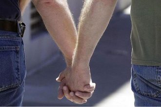 Ξεκινά σήμερα το 1ο Φεστιβάλ gay στην Πάτρα - "Γιατί δεν υπάρχει μόνο το "αγόρι" και το "κορίτσι""