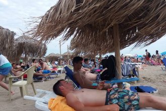 Αχαΐα: "Βούλιαξε" η Καλόγρια - Στα ... δυτικά για πιο ζεστά νερά ακόμη και χωρίς ήλιο! Και στο Ρίο για τις πρώτες βουτιές - ΔΕΙΤΕ ΦΩΤΟΓΡΑΦΙΕΣ