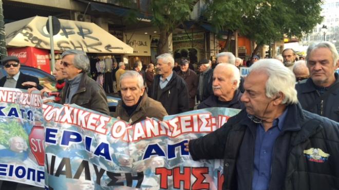 ΕΚΑΣ: Πόσο θα χάσουν 284.000 συνταξιούχοι του Δημοσίου