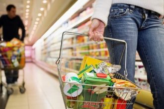 "Μπαράζ" αυξήσεων σε προϊόντα από σήμερα - Ποιές ανατιμήσεις θα γίνουν