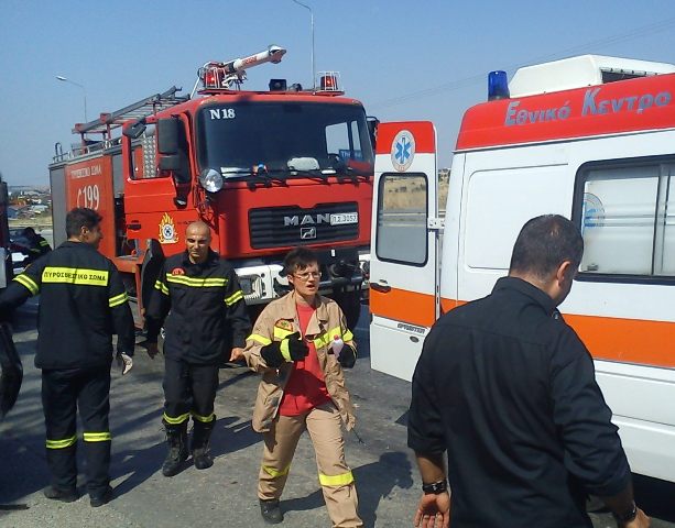 Πατρών - Κορίνθου: Απίστευτες οι συνθήκες που οδήγησαν στο θάνατο τους οδηγούς φορτηγών - Ήταν σταθμευμένα, το ένα κύλησε και τους εγκλώβισε