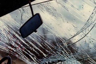 Πάτρα: Σύγκρουση αυτοκινήτου δικύκλου στο λιμάνι - Στο Νοσοκομείο 36χρονη