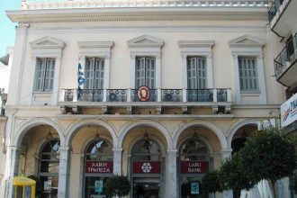 Πάτρα: Κλειστά σήμερα τα εμπορικά καταστήματα