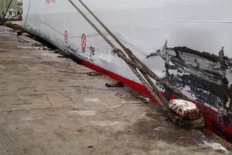 Πάτρα: Θρίλερ για τους επιβάτες πλοίου της γραμμής από Ιταλία - Προσέκρουσε στον προβλήτα του νέου λιμένα κατά την πρόσδεσή του