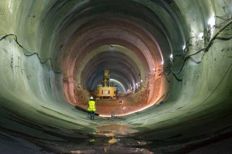 Όλο και πιο κοντά το τρένο στην Πάτρα - Προχωρούν οι εργασίες του σιδηροδρόμου στη σήραγγα της Παναγοπούλας - ΔΕΙΤΕ νέες εντυπωσιακές ΦΩΤΟΓΡΑΦΙΕΣ