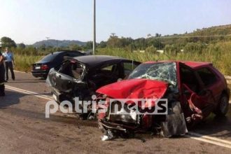 Ηλεία: Σε σοβαρή κατάσταση η οδηγός - Καραμπόλα με τρεις τραυματίες κοντά στο Στρέφι