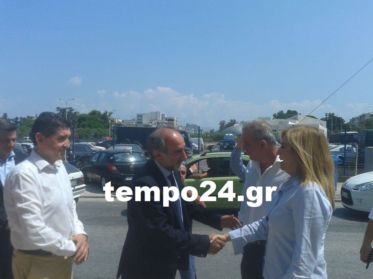 Πάτρα: Στην Περιφέρεια Δυτικής Ελλάδας η Φώφη Γεννηματά - "Εχει έρθει η στιγμή αλλαγής πολιτικής - Ηρθε η ώρα να ανοίξει η συζήτηση του Ελληνικού χρέους" - ΦΩΤΟΓΡΑΦΙΕΣ - ΝΕΟΤΕΡΑ