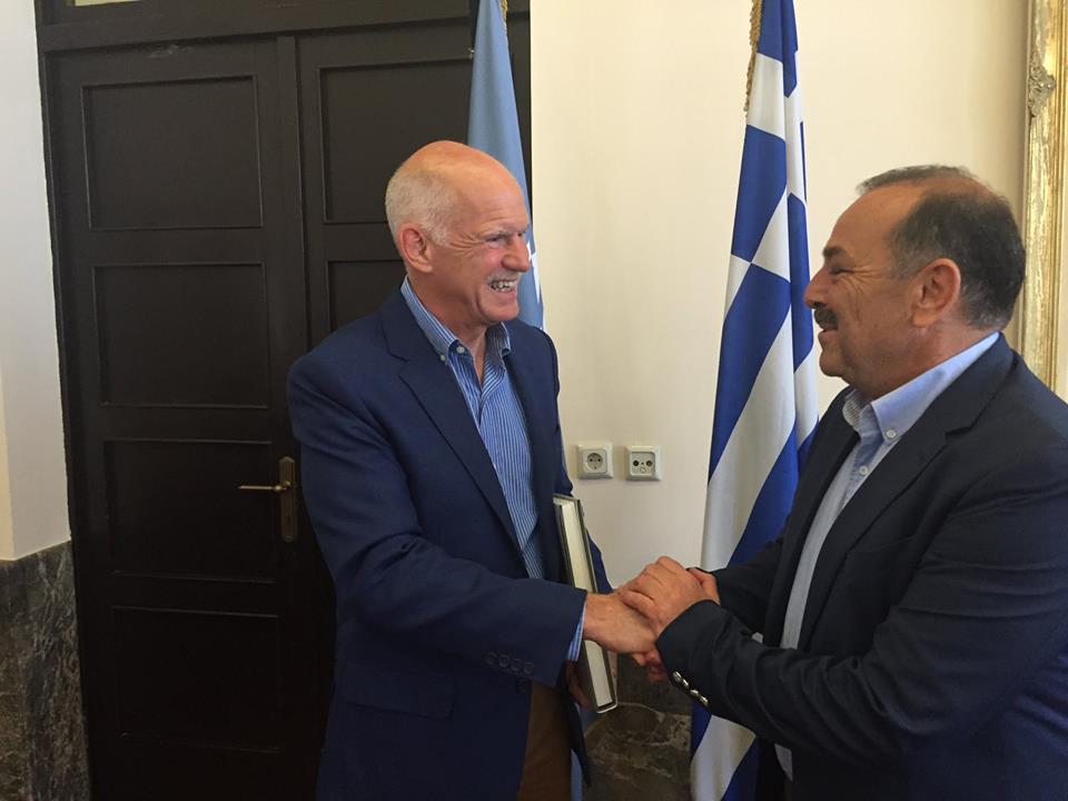 Επίθεση Γ. Παπανδρέου στην αριστερή και δεξιά συντήρηση