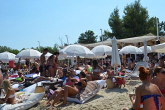 Αχαΐα - ΤΩΡΑ: "Σαφάρι" ελέγχων από την εφορία σε παραλιακούς προορισμούς - Στο "στόχαστρο" το τμήμα από Πάτρα μέχρι Αίγιο