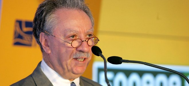 Επίτιμος πρόεδρος της τράπεζας Πειραιώς ο Μιχάλης Σάλλας