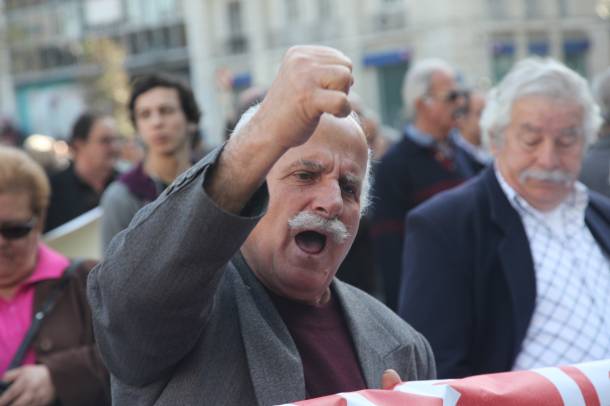 "Ψαλίδι" έως 30% , σε δύο δόσεις, στις επικουρικές συντάξεις