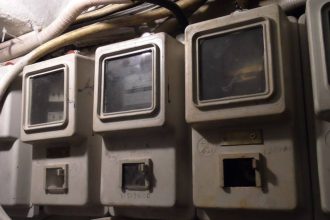 «Κατεβάζει διακόπτες» την ερχόμενη Δευτέρα η ΔΕΗ