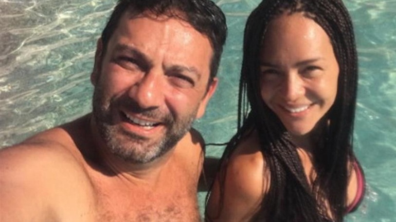 Βουτιές στη Λευκάδα για τη Νικολέττα Καρρά