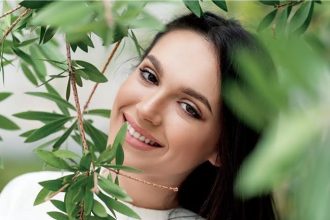 Και η Μελέτη διαφημίζει μαγιό