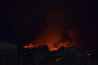 Πάτρα: Κάηκαν καλλιέργειες από τη φωτιά στη Βούντενη - Παραμένουν στην περιοχή Πυροσβεστικές δυνάμεις - ΦΩΤΟΓΡΑΦΙΕΣ