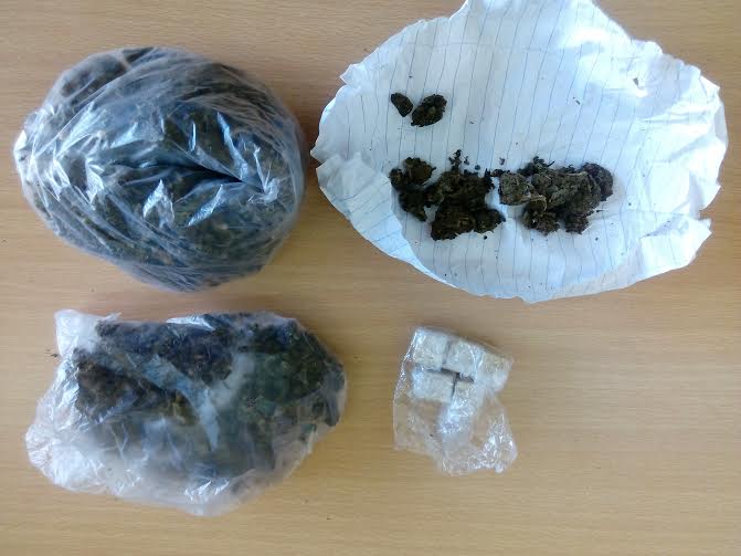 Πάτρα: Καταδίωξη 20χρονου - Μετέφερε 115γραμμάρια κάνναβης και κύβους ζάχαρης εμποτισμένους με LSD!