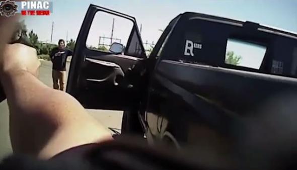 ΒΙΝΤΕΟ - ΗΠΑ: Αστυνομικοί πυροβολούν 19χρονο άοπλο - Σκληρές εικόνες