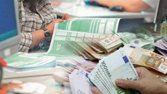 Πάτρα: Όλοι οι δρόμοι οδηγούν στους λογιστές - Οι μεγαλοοφειλέτες υποβάλλουν φορολογική δήλωση ...τυπικά!