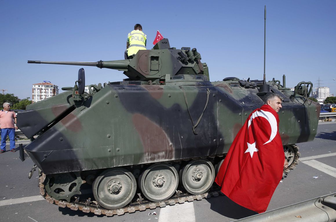 Ελληνας δημοσιογράφος: Πώς έζησα τις ώρες του πραξικοπήματος στην Τουρκία