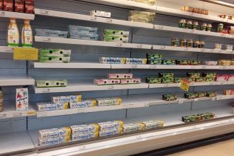 Δυτ. Ελλάδα: Άδεια ράφια στο Μαρινόπουλο, ανησυχία στους εργαζόμενους - Αβέβαιο πόσο θα αντέξει η εταιρία