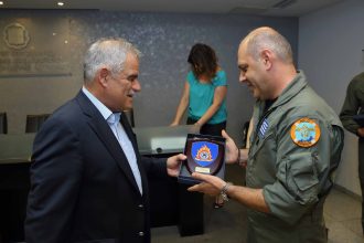 Ο Πατρινός Άλκης Παρασκευόπουλος στο πλήρωμα του Canadair των Δερβενοχωρίων - "Το να βοηθάς να σωθούν ζωές είναι απλά ανεκτίμητο"