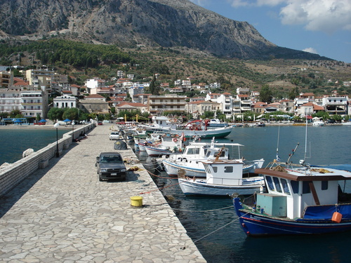 Αστακός: Σύγκρουση σκάφους με καράβι στο Πλατυγιάλι