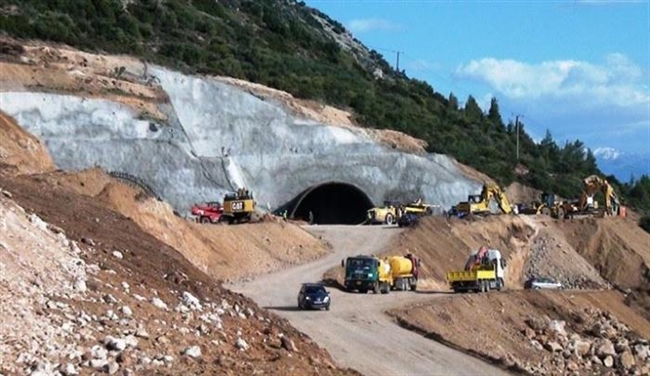 Το Εργατικό κέντρο Ναυπάκτου για το ατύχημα στο εργοτάξιο της Κλόκοβας