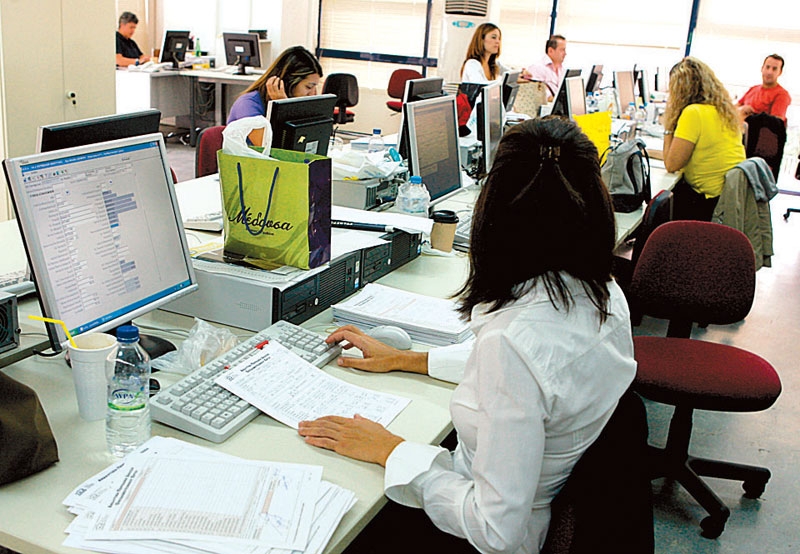 Δημόσιο: Ολες οι ανατροπές σε μετατάξεις και αποσπάσεις υπαλλήλων