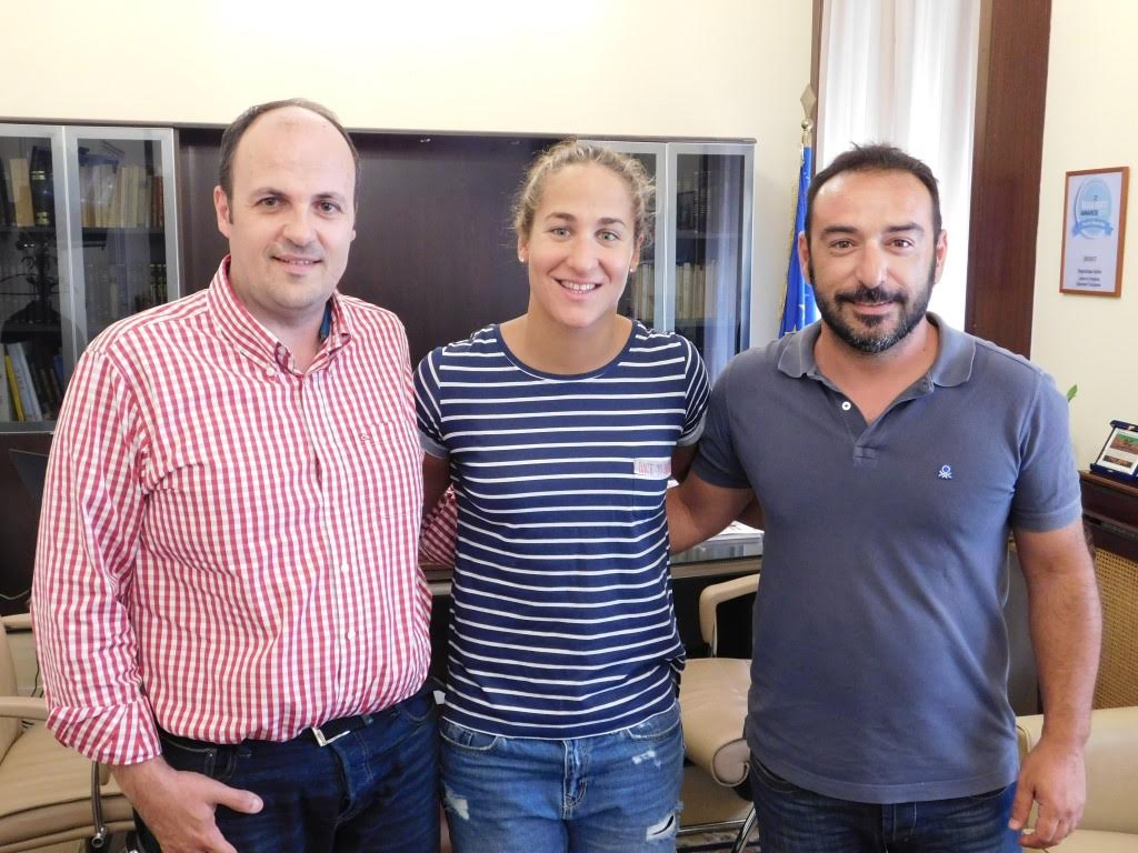 Δίπλα στις αθλήτριες που θα πάνε στους Ολυμπιακούς το Επιμελητήριο Αχαΐας