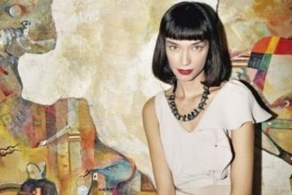 Γνωστή ηθοποιός από το Νησί έγινε ελαιοπαραγωγός στη Ζαχάρω