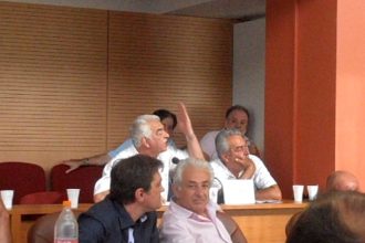 Πανικός με τον Δ. Κωστακιώτη που είπε να ανασταλεί προσωρινά η λειτουργία του Νοσοκομείου Αμαλιάδας – Αντεγκλήσεις, ένταση και φωνές στο Περιφ. Συμβούλιο