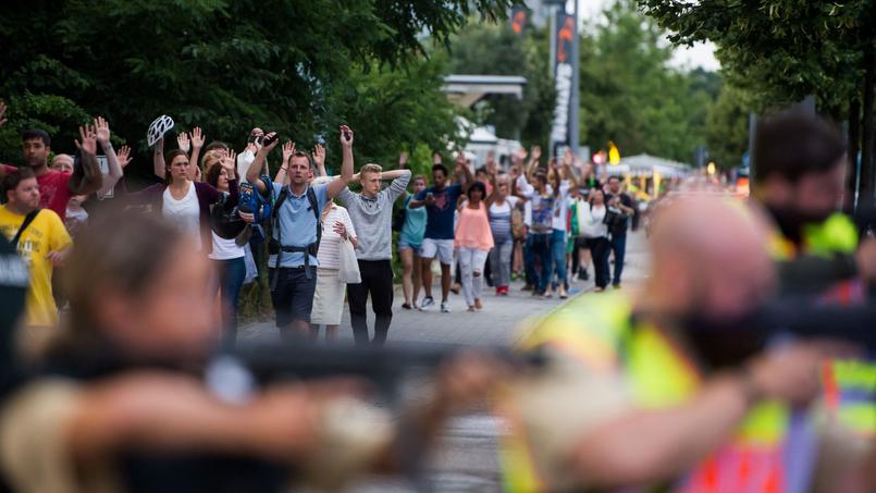 Τραγωδία: Υπέστη έμφραγμα ο πατέρας του 18χρονου Έλληνα νεκρού στο Μόναχο - Τον αποκαλούν "ήρωα" στη Γερμανία