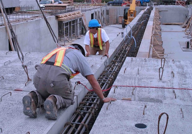 Ποιοι κλάδοι βούλιαξαν τα τελευταία χρόνια