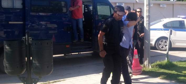 Αυτές είναι οι κατηγορίες που αντιμετωπίζουν στην Ελλάδα οι 8 στασιαστές που ήρθαν με ελικόπτερο - Τη Δευτέρα η απόφαση για την ασυλία