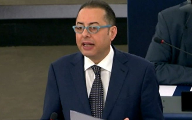 Επίθεση Πιτέλα σε Σόιμπλε: Πού ήταν στη διάρκεια της ελληνικής κρίσης;