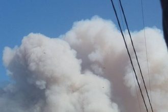 Φωτιά στην Εύβοια: Φεύγουν από τα σπίτια τους λόγω της μεγάλης πυρκαγιάς - Στάχτη πάνω από 20.000 στρέμματα δάσους - BINTEO - ΦΩΤΟΓΡΑΦΙΕΣ