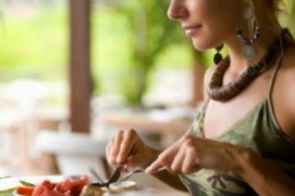 Πάτρα: Το δείπνο που έγινε εφιάλτης - Δεν θα το ξεχάσουν ποτέ!