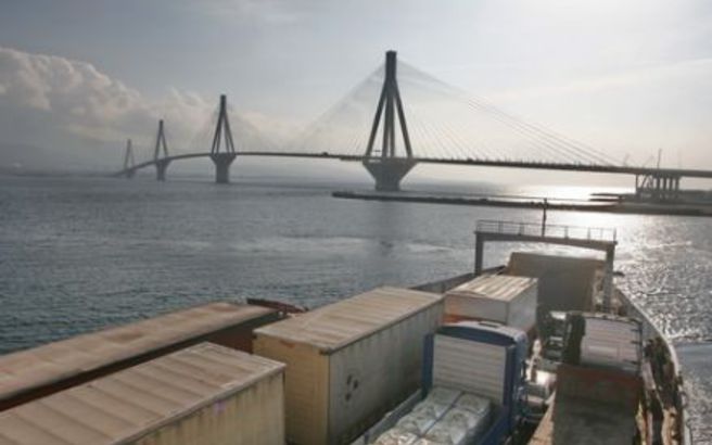 Πάτρα: Περιπέτεια για τους επιβάτες φέρι μποτ στο Ρίο-Αντίρριο