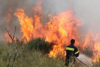 Υψηλός κίνδυνος πυρκαγιών τη Δευτέρα - ΔΕΙΤΕ ΤΙΣ ΠΕΡΙΟΧΕΣ