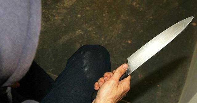 Αγρίνιο: Συνελήφθη 34χρονος με κουζινομάχαιρο και ναρκωτικά χάπια!