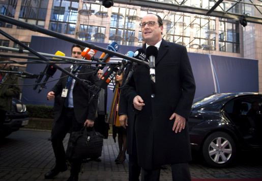 Ο Ολάντ παίρνει μέτρα να αποφύγει θρησκευτικό πόλεμο στη Γαλλία