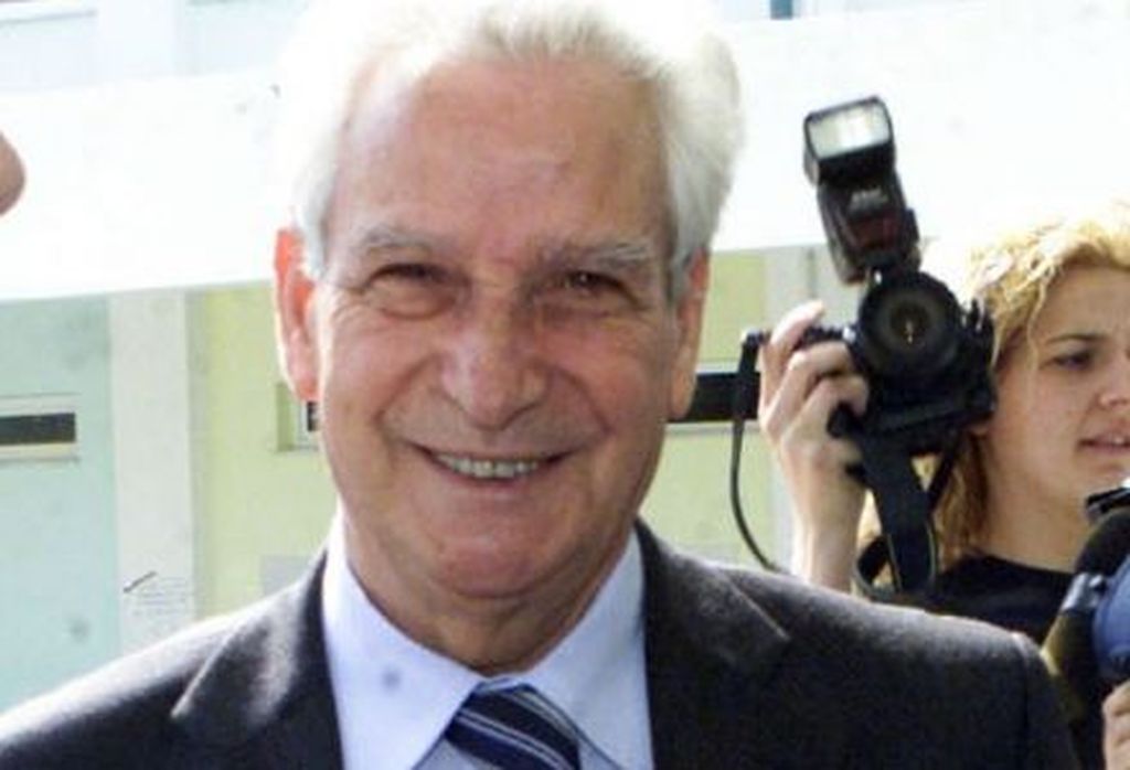 Α. Καράβολας: Δεν έχω υπογράψει καμία διακήρυξη - Δεν ανήκω στο κόμμα Θεοχάρη, παραμένω ΠΑΣΟΚ