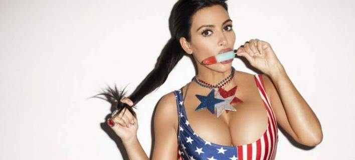 Η Κιμ Καρντάσιαν τρώει παγωτό και αναστατώνει