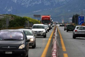 Βγήκαν στους δρόμους οι αδειούχοι του Αυγούστου - Υπομονή στην Ολυμπία Οδό με 20 μονοδρομημένα σημεία από Κόρινθο έως Πάτρα