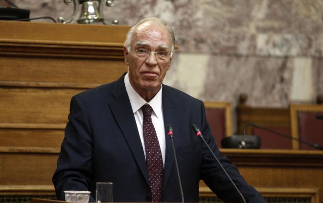 Βασίλης Λεβέντης: Θα ήμουν βλάκας να γίνω τσάμπα δεκανίκι του Τσίπρα