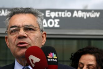 Ποιά Siemens; Επ' αόριστον αναβολή και της δίκης Μαντέλη!