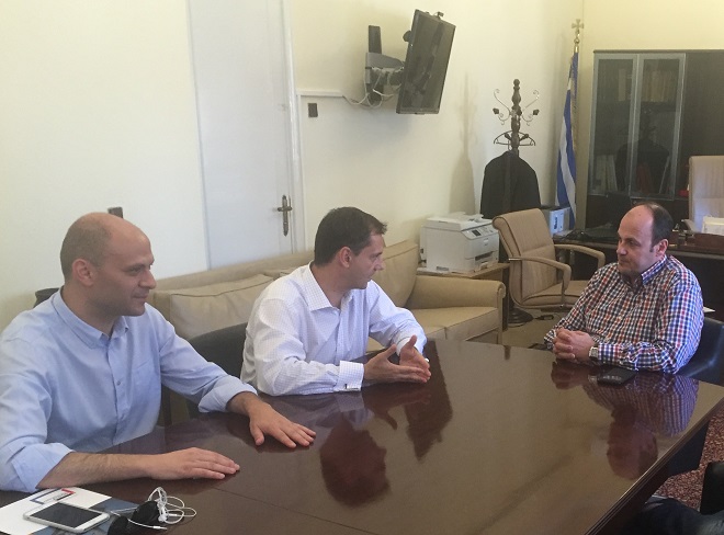 Στην Πάτρα ο Χάρης Θεοχάρης επικεφαλής της Δημοκρατικής Ευθύνης - Με ποιους συναντήθηκε