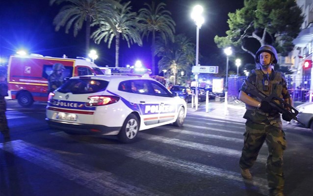 Νίκαια: Κονδύλια για την αστυνομία ζήτησε μια μέρα πριν το μακελειό ο πρόεδρος του περιφερειακού συμβουλίου