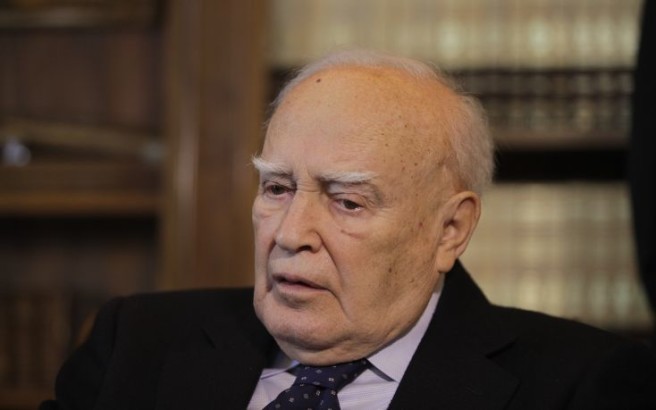 Κάρολος Παπούλιας: Να καταλάβουμε ο ένας τον άλλο για να μη ξαναζήσουμε εμφύλιο